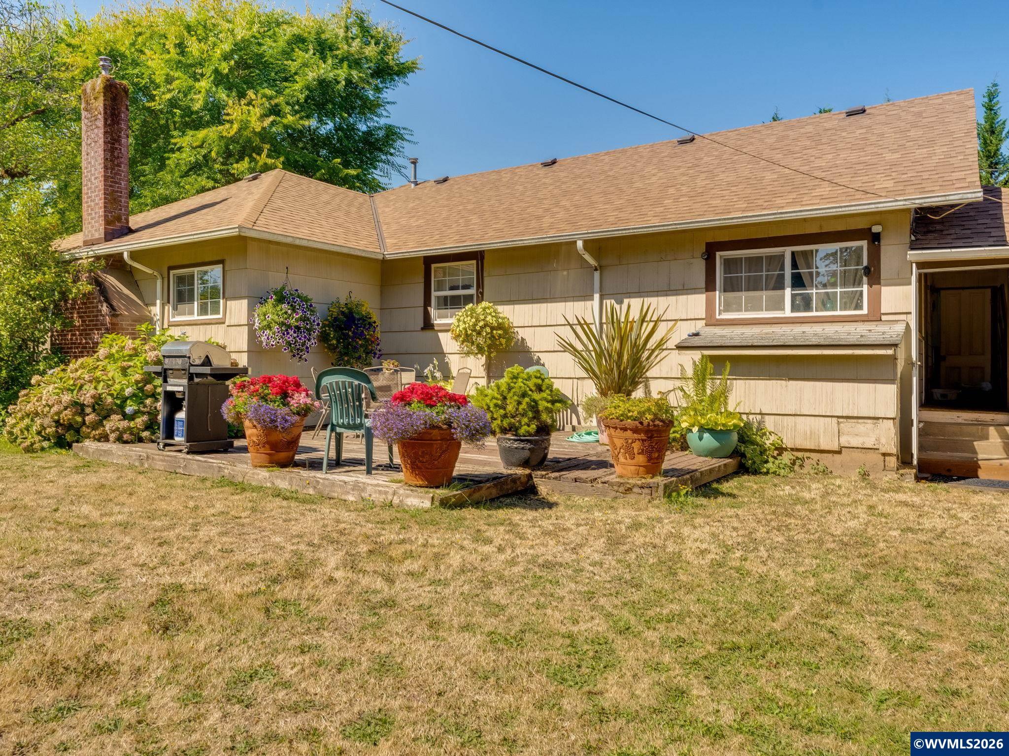 5795 S Santiam Highway Lebanon OR 97355