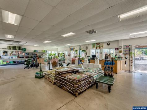 5795 S Santiam Highway Lebanon OR 97355