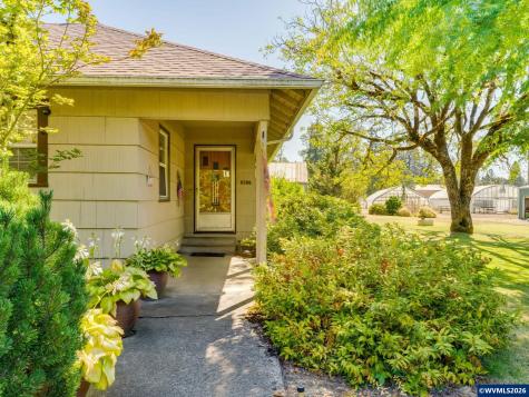 5795 S Santiam Highway Lebanon OR 97355