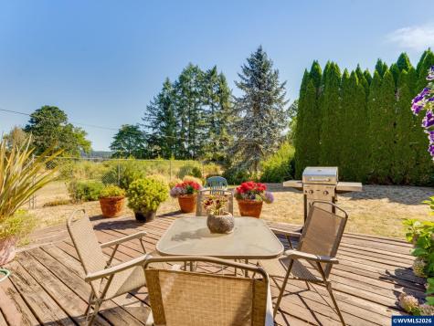 5795 S Santiam Highway Lebanon OR 97355