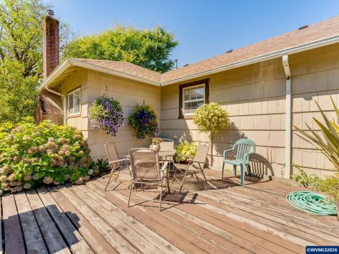 5795 S Santiam Highway Lebanon OR 97355