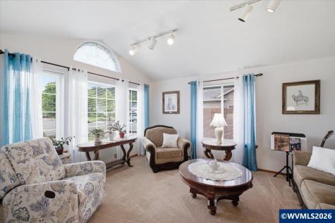 842 29th Avenue Sweet Home OR 97386