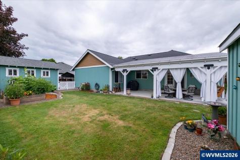 842 29th Avenue Sweet Home OR 97386