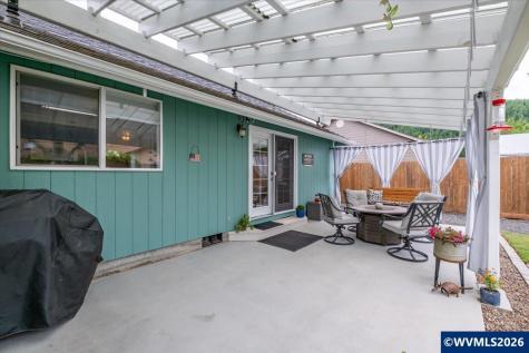 842 29th Avenue Sweet Home OR 97386
