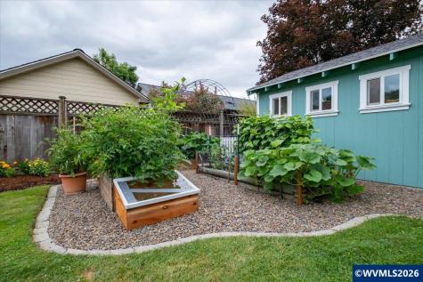 842 29th Avenue Sweet Home OR 97386