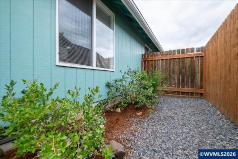 842 29th Avenue Sweet Home OR 97386