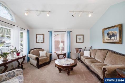 842 29th Avenue Sweet Home OR 97386