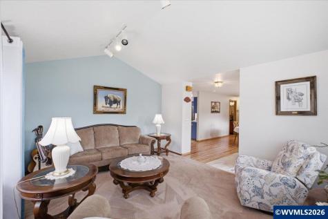 842 29th Avenue Sweet Home OR 97386