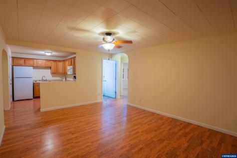 3555 Middle Grove Drive NE Salem OR 97305