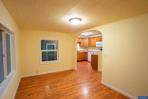 3555 Middle Grove Drive NE Salem OR 97305