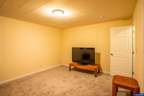 3555 Middle Grove Drive NE Salem OR 97305
