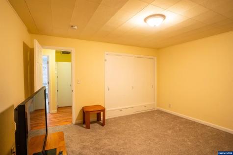 3555 Middle Grove Drive NE Salem OR 97305