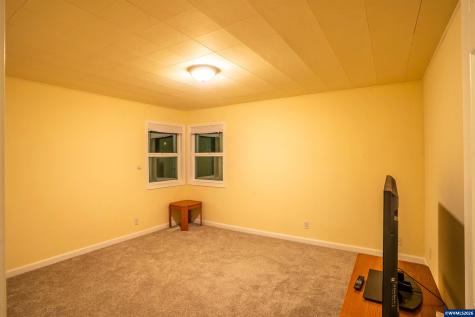 3555 Middle Grove Drive NE Salem OR 97305
