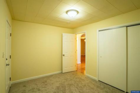 3555 Middle Grove Drive NE Salem OR 97305