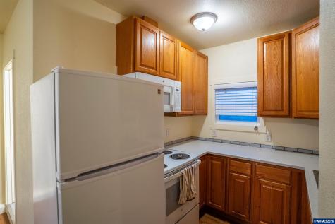 3555 Middle Grove Drive NE Salem OR 97305