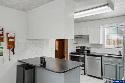 312 SW 9th Street Sublimity OR 97385