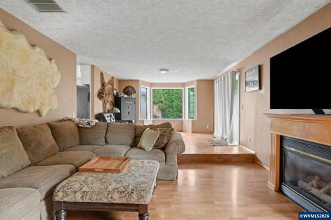 312 SW 9th Street Sublimity OR 97385