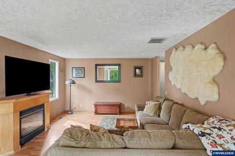 312 SW 9th Street Sublimity OR 97385