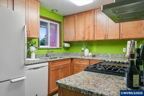 2035 Primrose Lp Philomath OR 97370