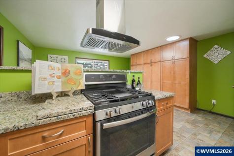 2035 Primrose Lp Philomath OR 97370