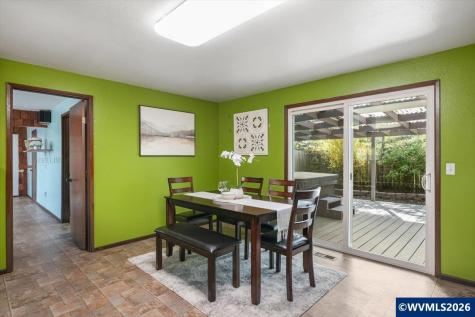 2035 Primrose Lp Philomath OR 97370