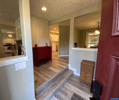 1553 Ammon Street NW Salem OR 97304