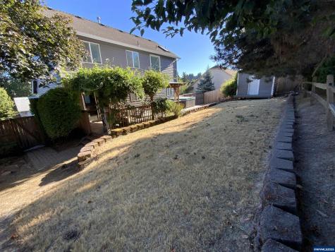 1553 Ammon Street NW Salem OR 97304