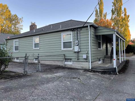 1775 Grant Street NE Salem OR 97301