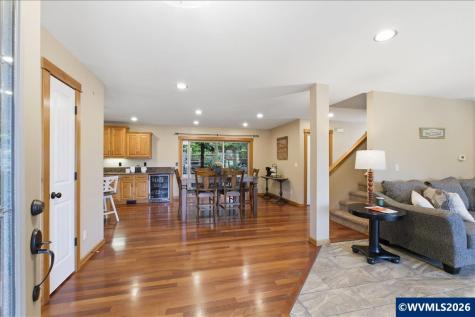 2495 Stoneway Court NW Salem OR 97304