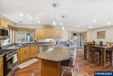 2495 Stoneway Court NW Salem OR 97304