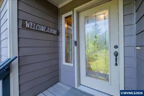 2495 Stoneway Court NW Salem OR 97304