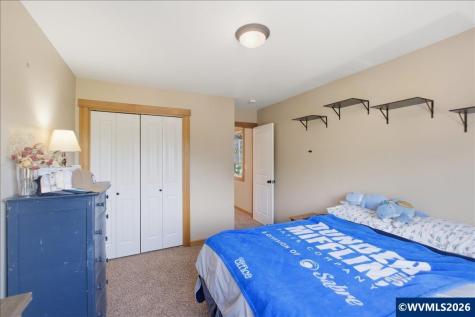 2495 Stoneway Court NW Salem OR 97304