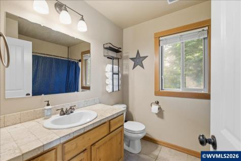 2495 Stoneway Court NW Salem OR 97304