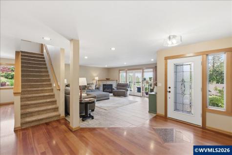 2495 Stoneway Court NW Salem OR 97304