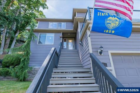 2495 Stoneway Court NW Salem OR 97304