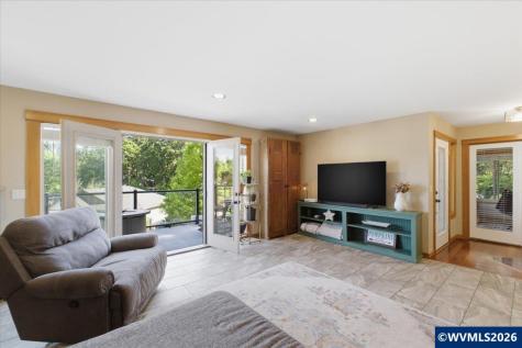 2495 Stoneway Court NW Salem OR 97304