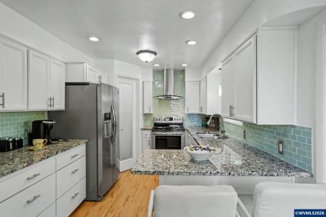 1525 Evergreen Avenue NE Salem OR 97301