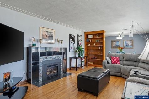 1525 Evergreen Avenue NE Salem OR 97301