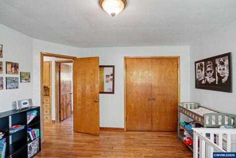 1525 Evergreen Avenue NE Salem OR 97301