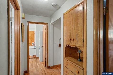 1525 Evergreen Avenue NE Salem OR 97301
