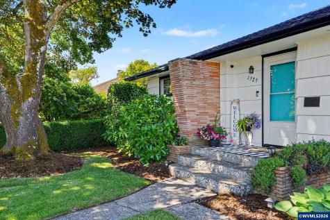 1525 Evergreen Avenue NE Salem OR 97301