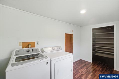37625 Sunset Lane Brownsville OR 97327