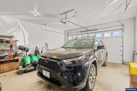 365 Sunset Lane N Monmouth OR 97361-8915