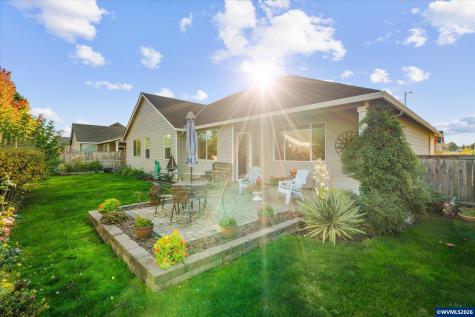365 Sunset Lane N Monmouth OR 97361-8915