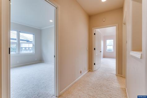 875 Sand Avenue Eugene OR 97401