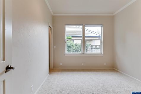875 Sand Avenue Eugene OR 97401