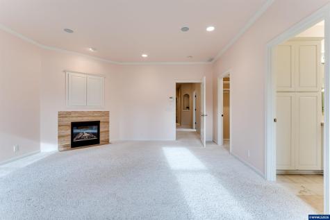 875 Sand Avenue Eugene OR 97401