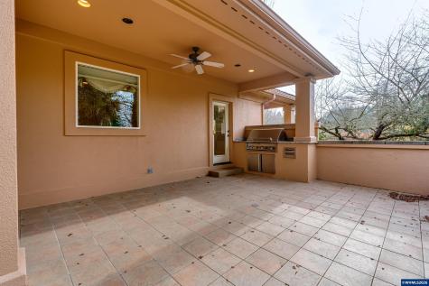 875 Sand Avenue Eugene OR 97401