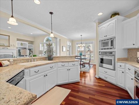 1683 Olympia Court NW Salem OR 97304
