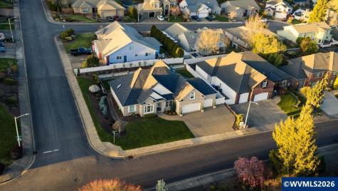 1683 Olympia Court NW Salem OR 97304
